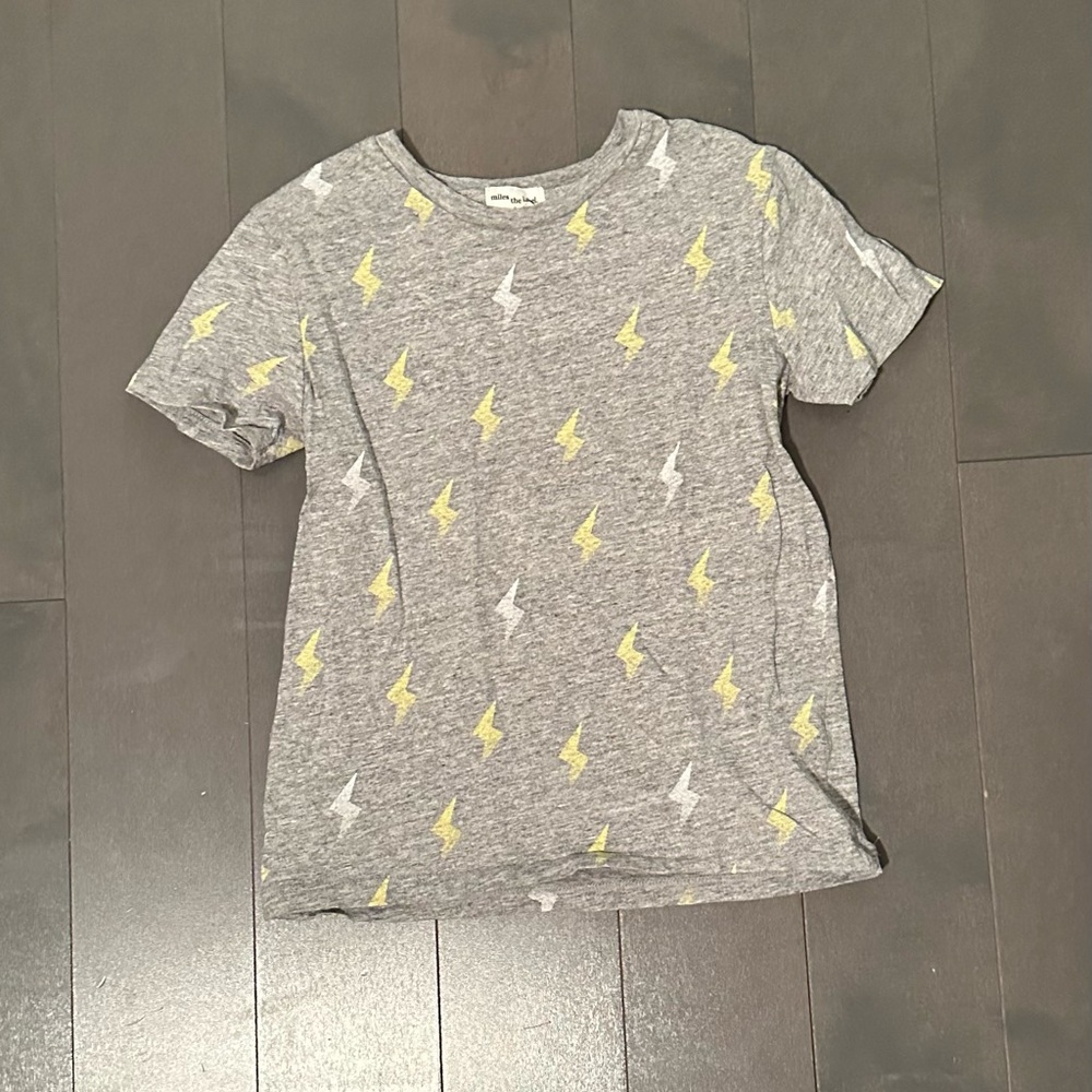 Miles the label lightening bolt tshirt size 7